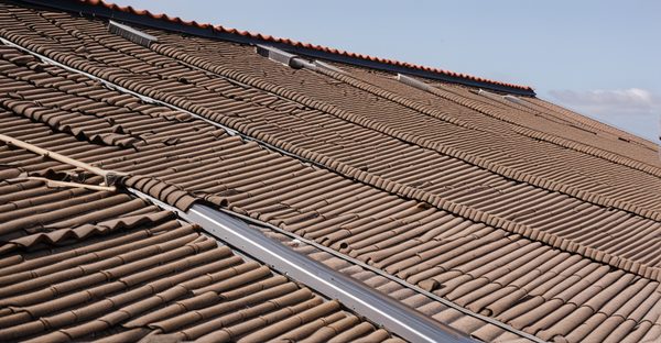 Avis agence isoltoit la rochelle : votre expert en isolation de toiture