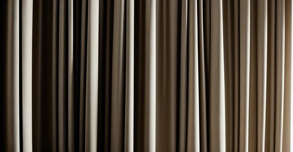 Décorez votre intérieur avec des rideaux et voilages sur mesure